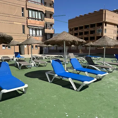 Nuevo Atico Con Piscina Privada Y Vistas Al Mar Apartment Fuengirola Exterior photo
